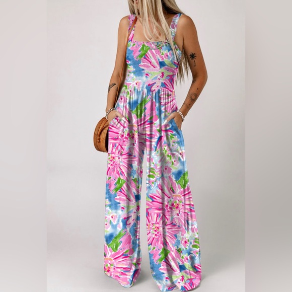 Gorgeous Abstract Colorful Wide Leg Jumpsuit with Pockets - Picture 4 of 9